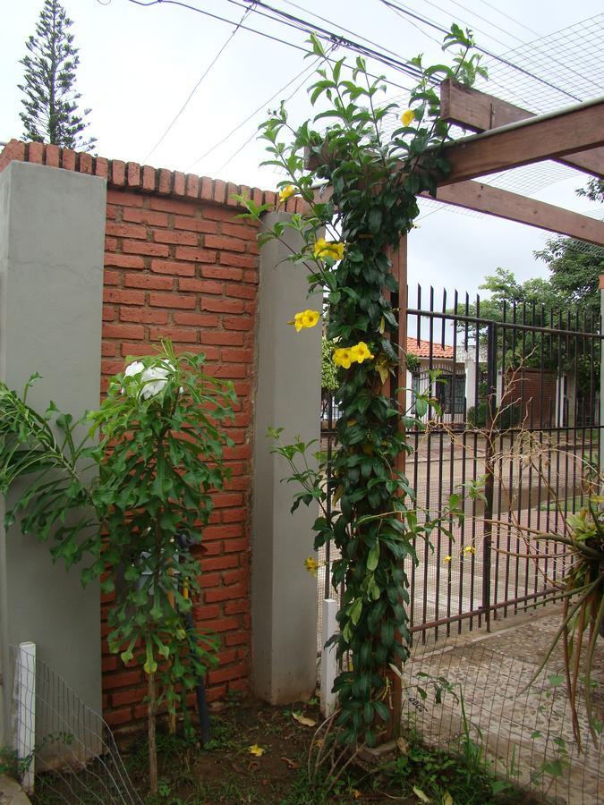 Sur Backpackers Hostel Санта Крус де ла Сиера Екстериор снимка